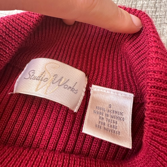 Vintage Fall Bundle: Sweaters + Skirts - S/4 - Picture 3 of 16